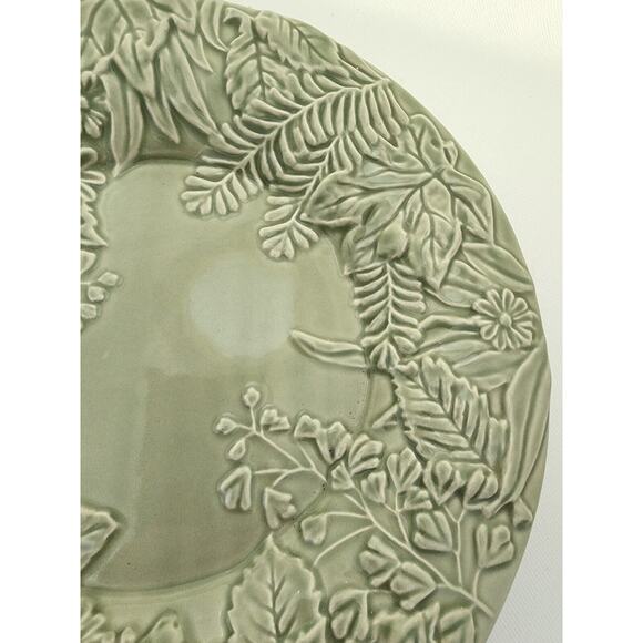 PLATE-SERVING/DECORATIVE-PORTA-Portugal-Green-Embossed-Floral-Frog-Lizard-11" - Picture 12 of 16